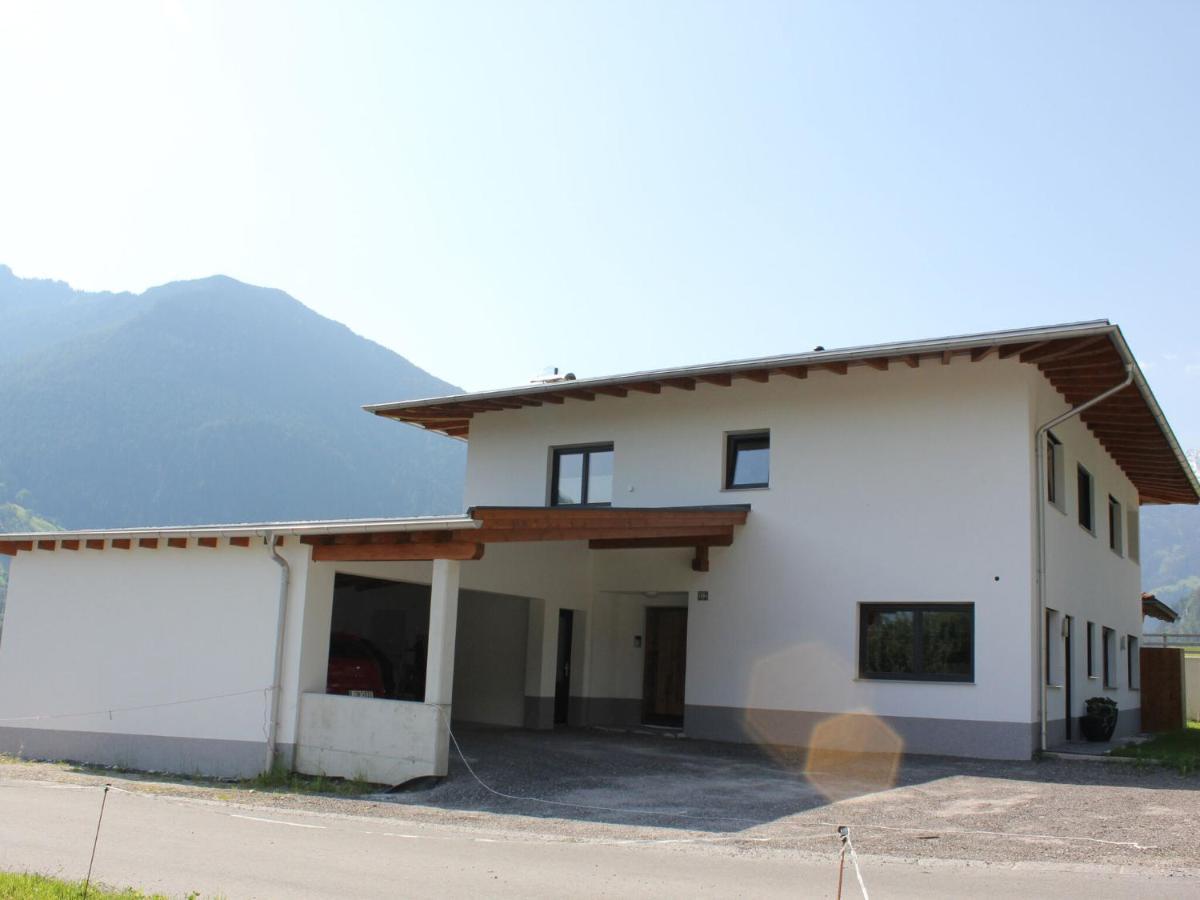 Quiet Holiday Flat Near The Mayrhofen Ski Area Schwendau Exterior photo