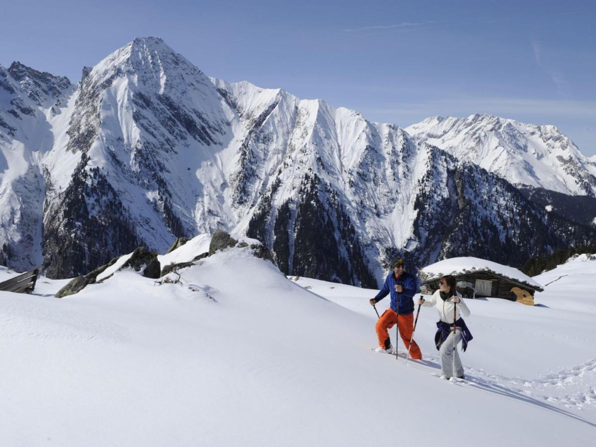 Quiet Holiday Flat Near The Mayrhofen Ski Area Schwendau Exterior photo